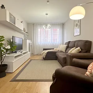  Apartamento 2k - Junto Al Casco Viejo